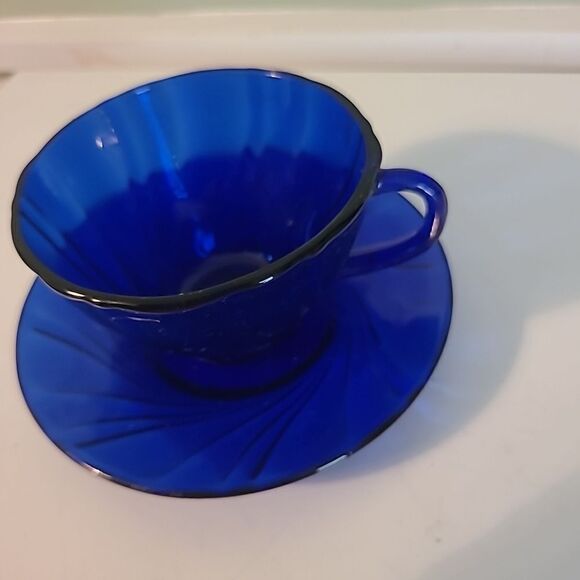 Duralex Cup and Saucer # 6 - Picture 1 of 7
